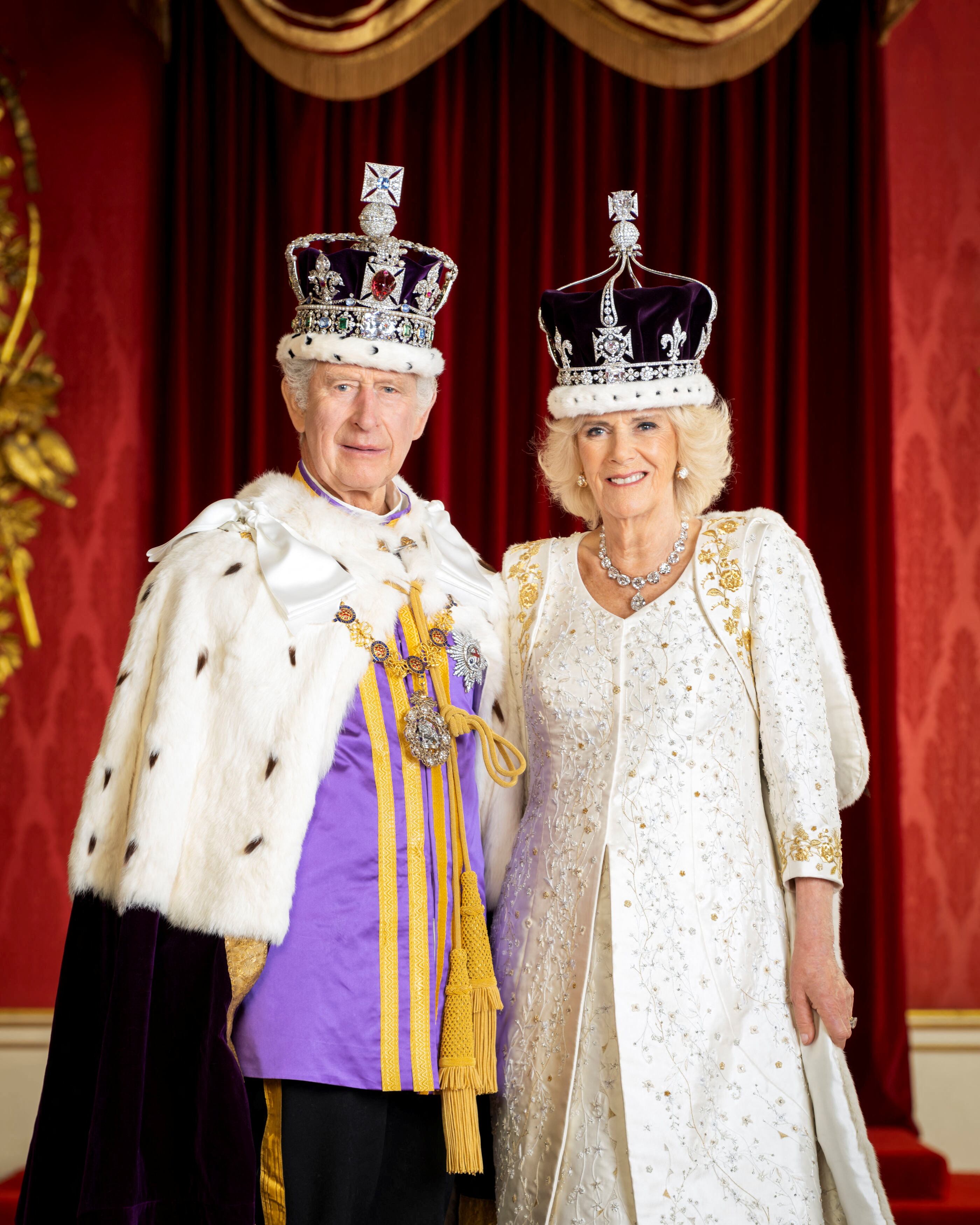 Carlos y Camilla. Fotos oficiales de la coronación.