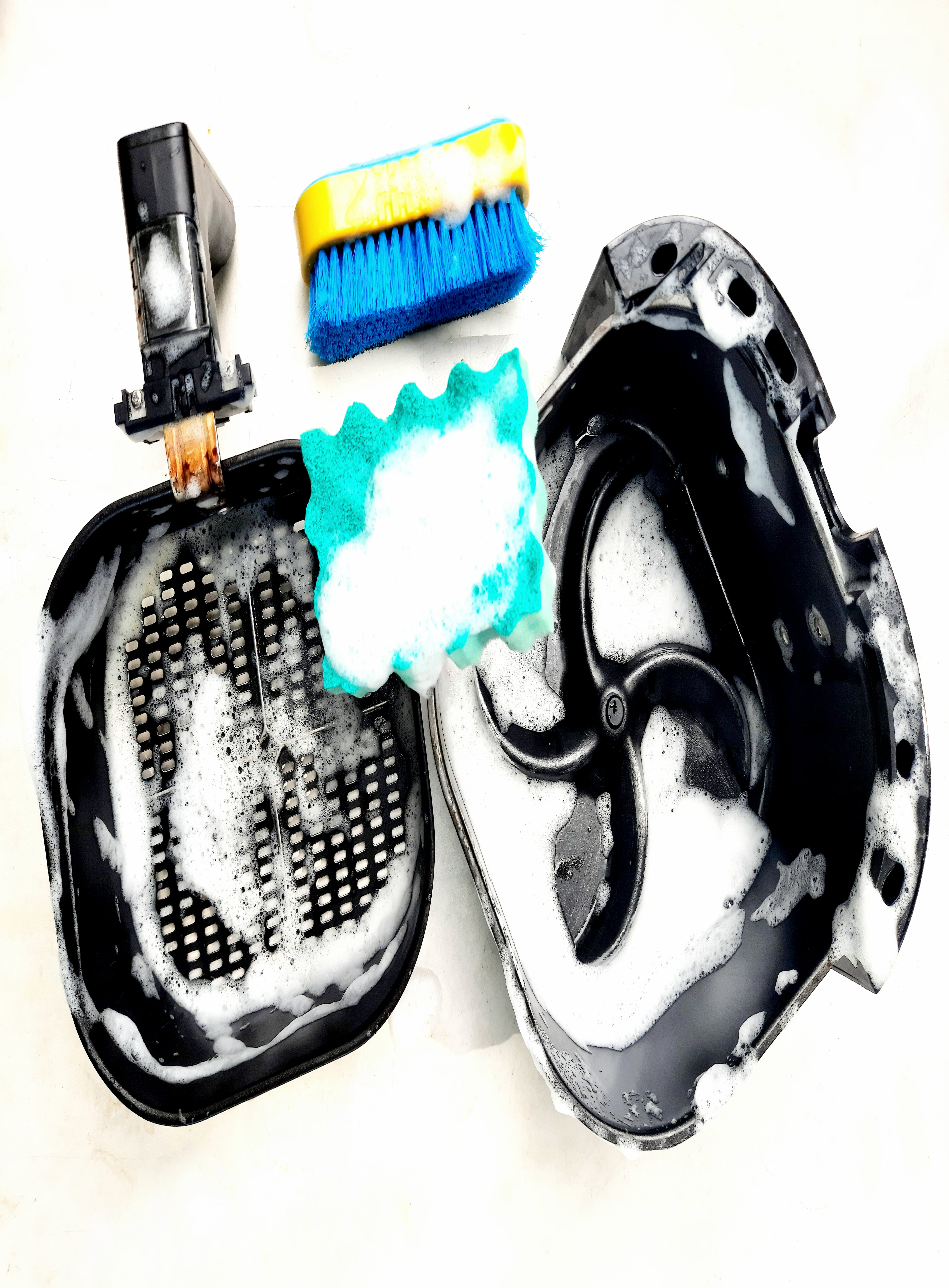 La canastilla de la freidora de aire puede acumular grasa.