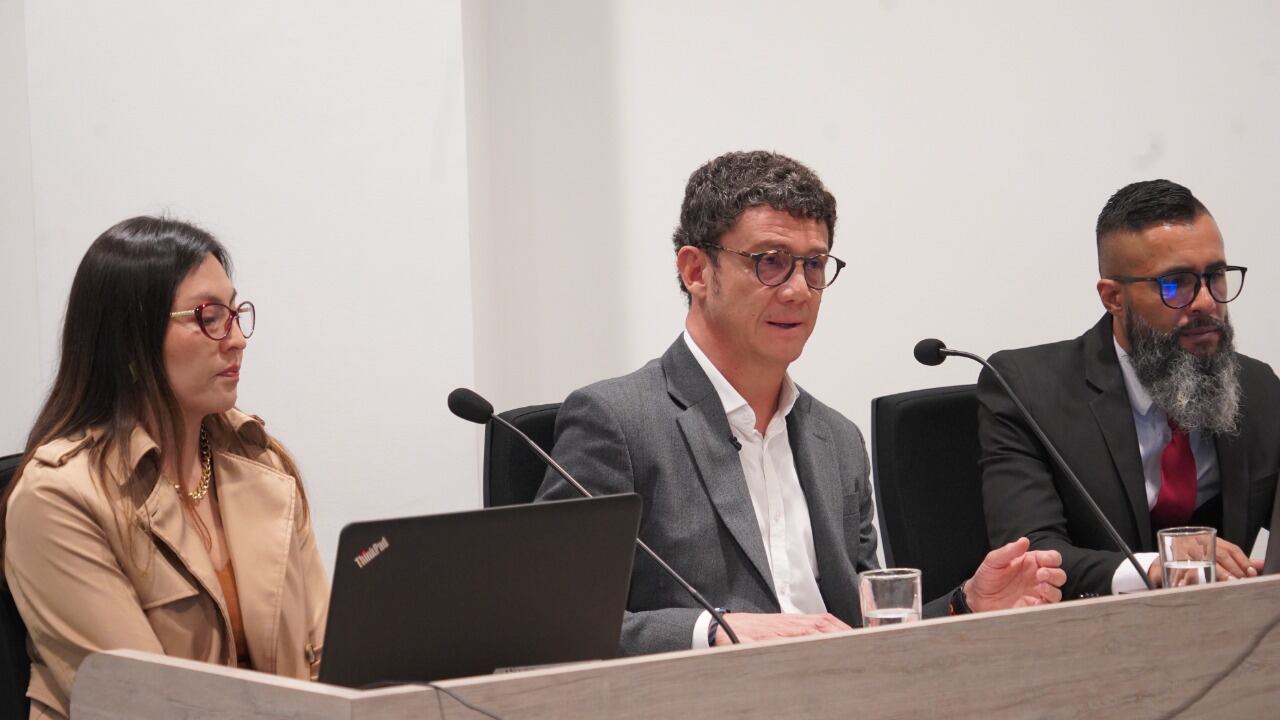 El Superintendente de Sociedades, Billy Escobar, durante la presentación del informe sobre finanzas de los equipos de fútbol.