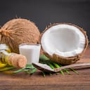 El aceite de coco le brinda diversos beneficios al organismo.