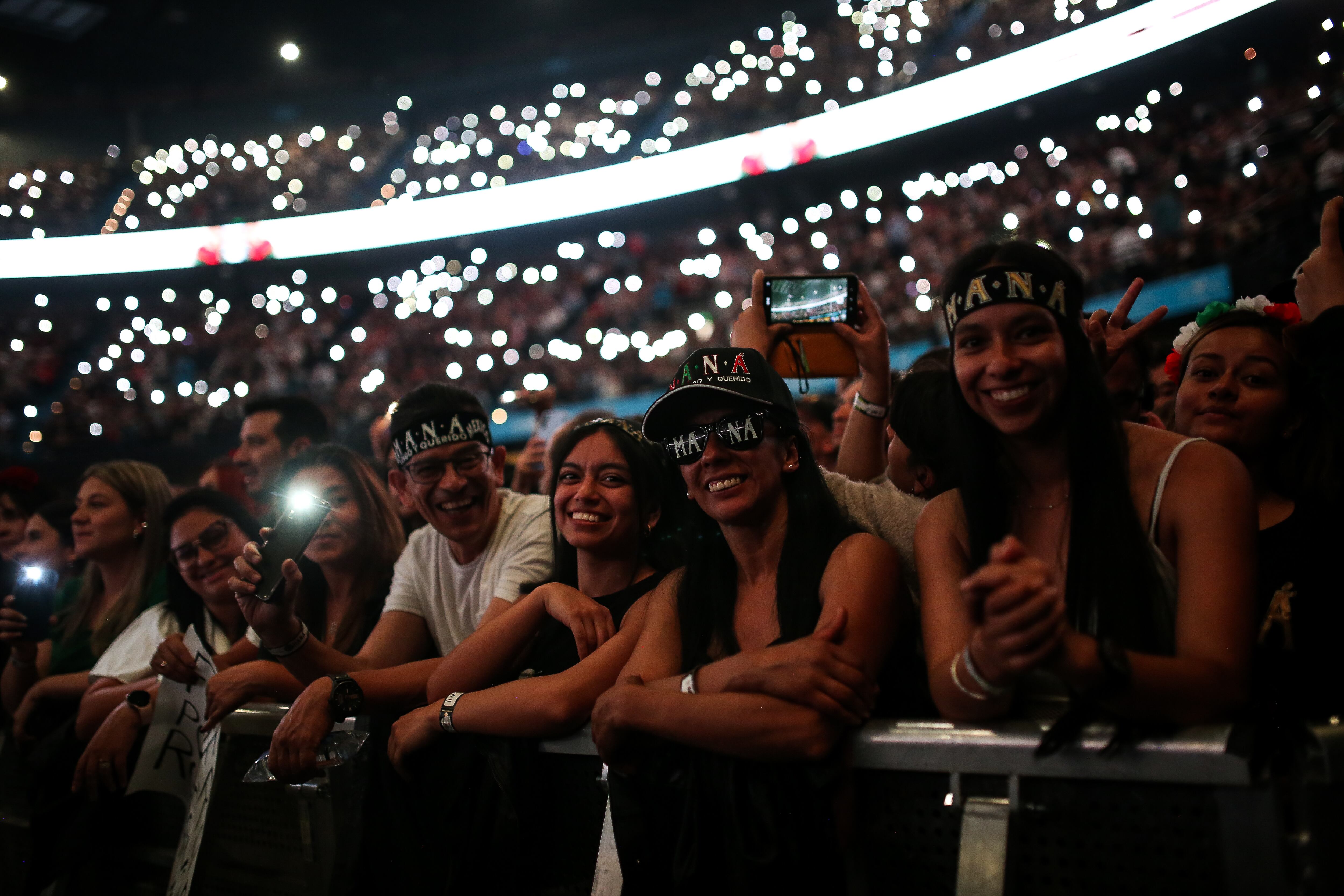 Concierto Maná y Carlos Vives en el
Movistar Arena Bogotá.
