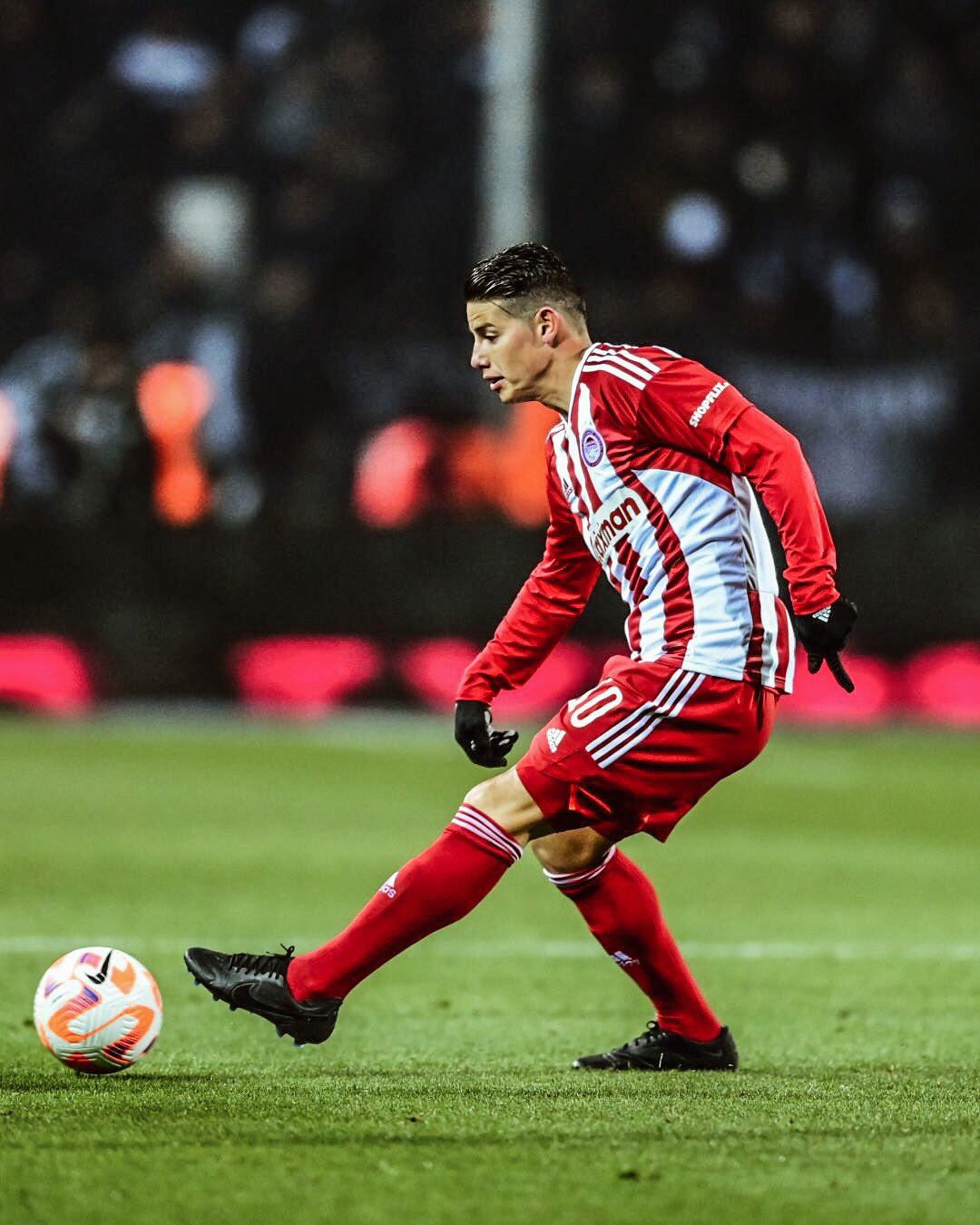 James se ha convertido en el eje del juego para su equipo