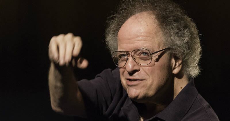 James Levine. Crédito: Jack Vartoogian/Getty Images