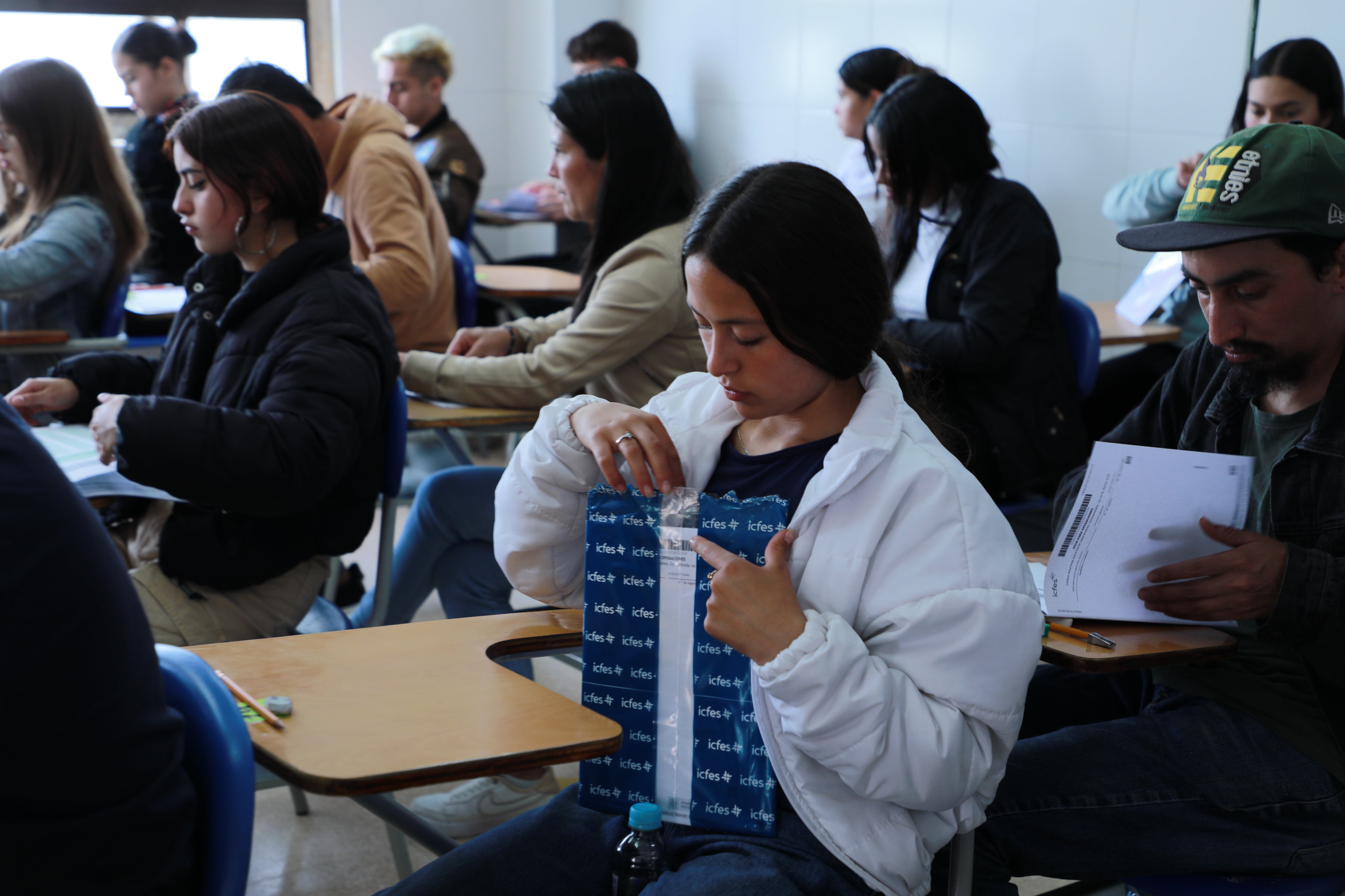 Esta prueba también la pueden realizar los ciudadanos extranjeros que se encuentren en territorio colombiano y que deseen obtener su título de bachiller.