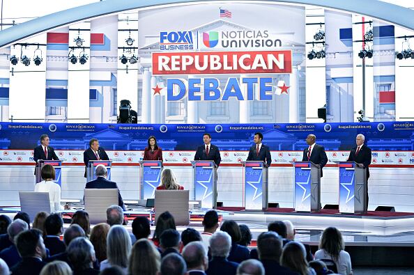 La huelga de los trabajadores automotrices, el inminente cierre del gobierno y un enfoque renovado en el derecho al aborto sentaron el telón de fondo para el segundo debate de las primarias republicanas de hoy. Fotógrafo: Eric Thayer/Bloomberg vía Getty Images