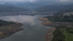 El embalse del Guavio alimenta la Central Hidroeléctrica del Guavio