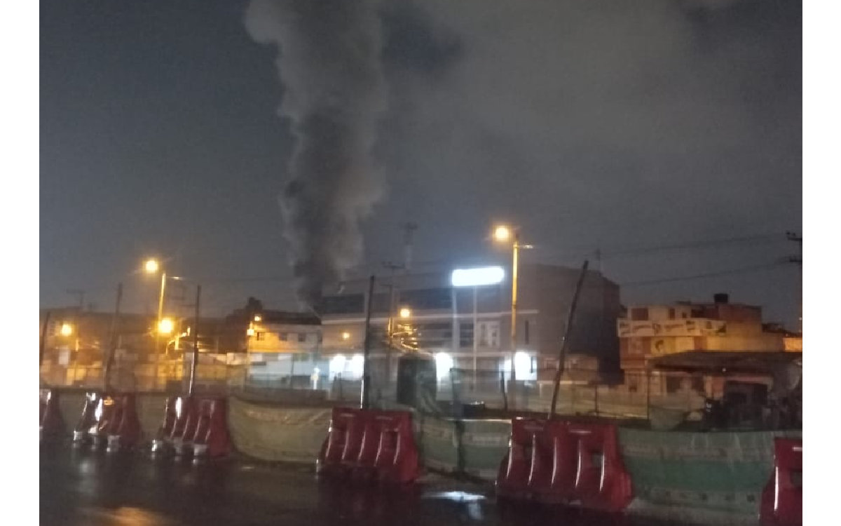 La conflagración se registró en la amdrugada de este viernes.