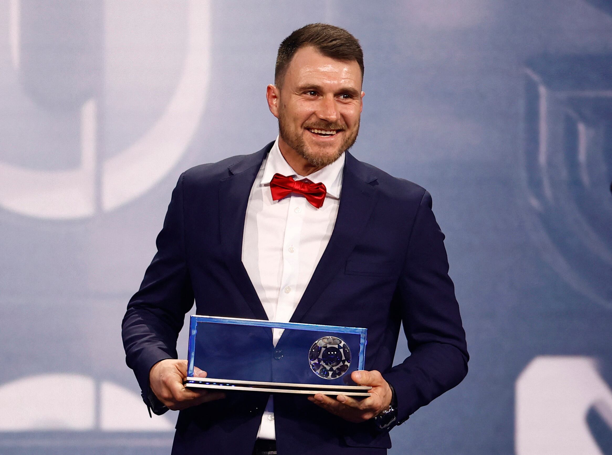 Marcin Oleksy, ganador del Puskas 2022.