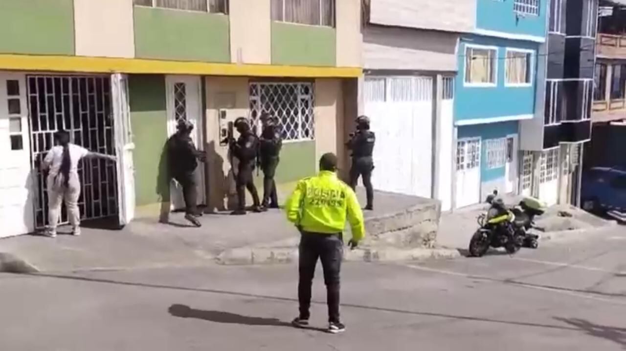 Allanamiento contra Las Barbies.