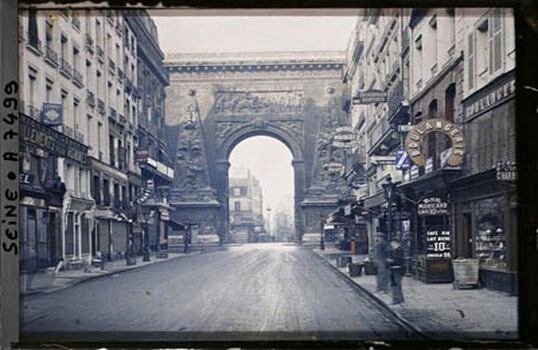 Le faubourg et la porte Saint-Denis, Paris, juillet 1914 Copyright Museé Albert Kahn