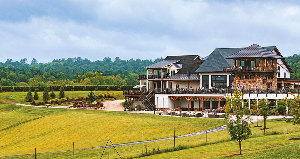 Entrada al viñedo de Stone Tower