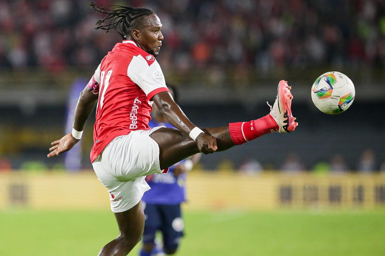 Rodallega abrió el marcador en Bogotá.