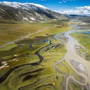 La ubicación está cerca del condado de Li Tang, en la carretera nacional G318, que es una famosa carretera que conecta Sichuan y el Tíbet.