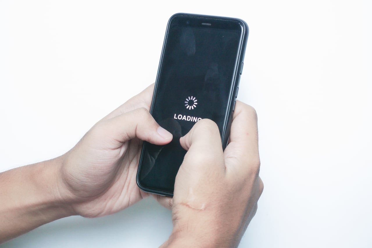 Los problemas de la pantalla táctil también pueden ser el resultado de un software desactualizado.