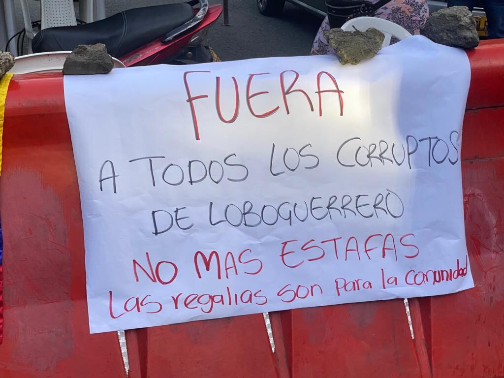 Vía Buga - Buenaventura está bloqueada este lunes: conozca qué está pasando en este paso vehicular.