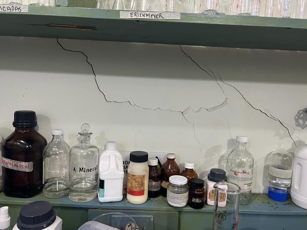 Grietas en la Universidad Nacional.