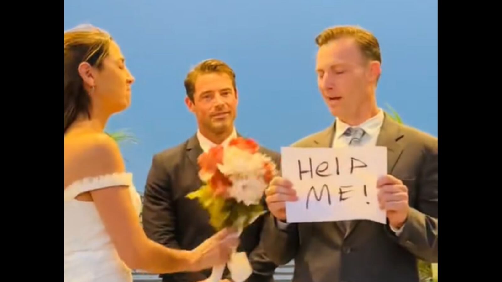 La comunidad virtual le dio la razón al descontento de la novia. Por su parte, el novio fue blanco de varias críticas.