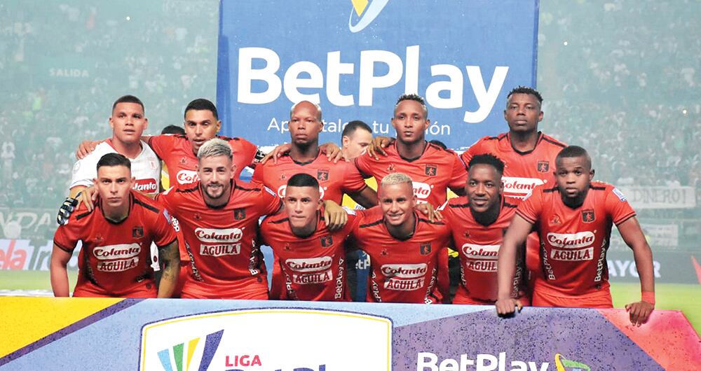   América de Cali busca una nueva era gloriosa, y para ello se necesitan importantes recursos económicos que actualmente no existen. La idea es acabar con las deudas y comprar jugadores. 