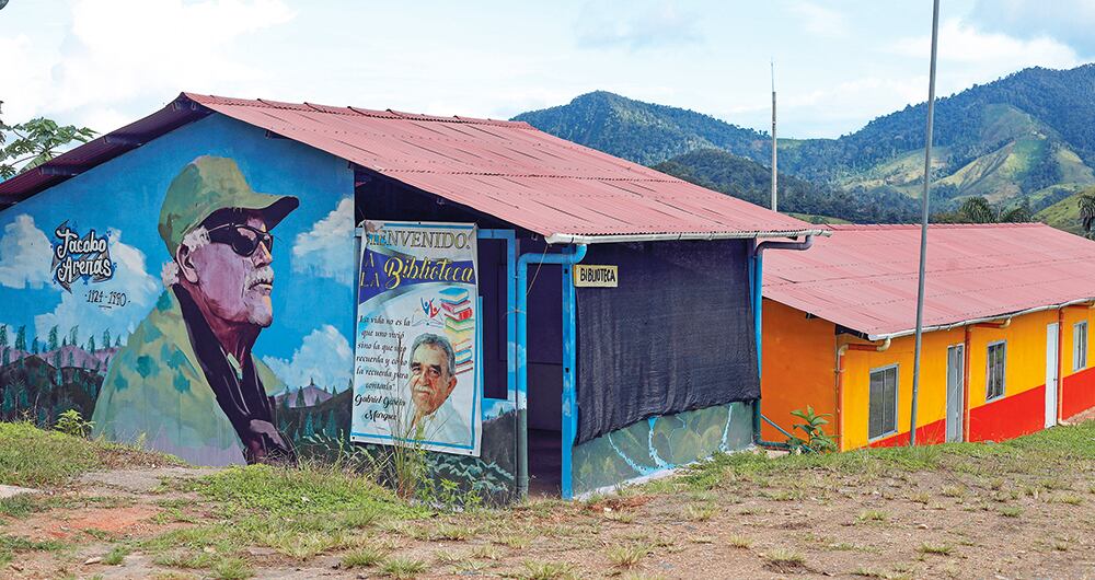 Detrás del desplazamiento de los exguerrilleros está la disputa entre las disidencias del EMC y las de la Segunda Marquetalia; ambas los acusan de haberse aliado con el otro bando.