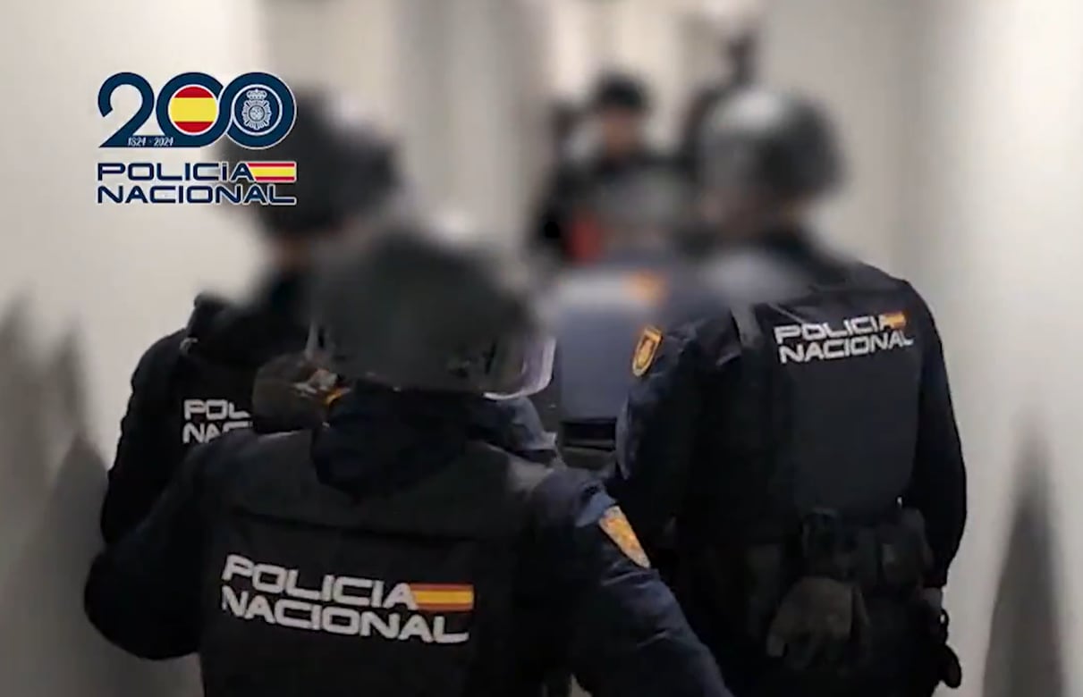 La policía Nacional allanó el lugar y capturó a los presuntos implicados