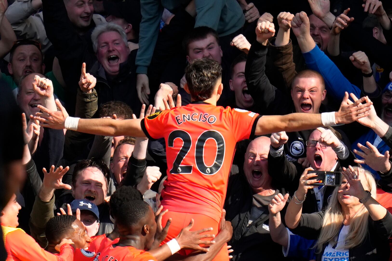 Brighton's Julio Enciso celebrates after scoring his side's second goal during the English Premier League soccer match between Chelsea and Brighton and Hove Albion at Stamford Bridge stadium in London, Saturday, April 15, 2023. (AP Photo/Kirsty Wigglesworth)