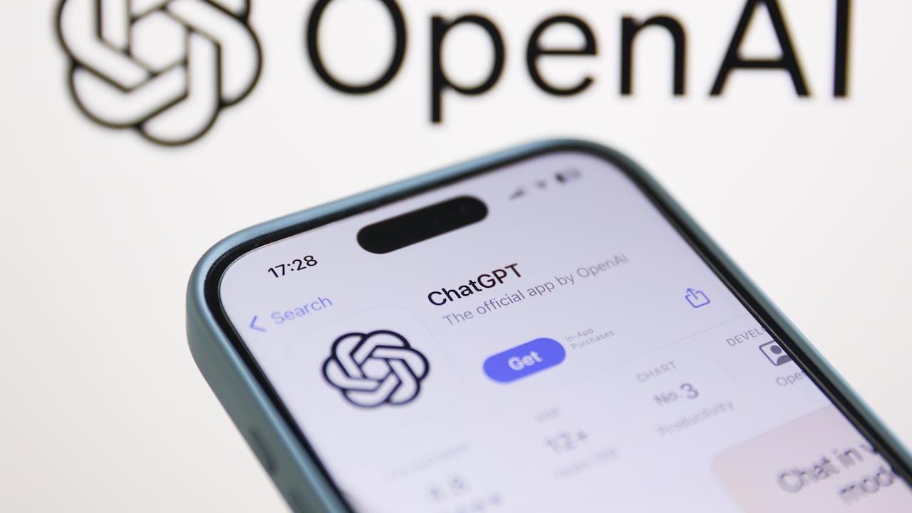 Creador de ChatGPT lanza modelo de inteligencia artificial que puede llegar a “razonar”