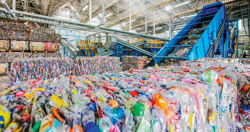Enka tiene la planta de reciclaje de botellas PET más grande de Suramérica y con una inversión de 40 millones de dólares, busca duplicar esa operación.