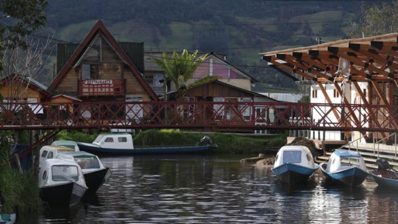 Laguna de La Cocha está ubicada en El Encano, corregimiento de Nariño.