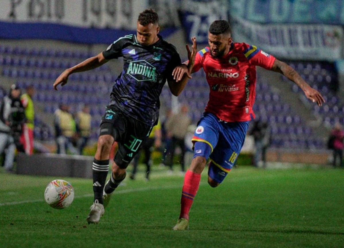 Millonarios visitando al Deportivo Pasto, por la Liga Colombiana.