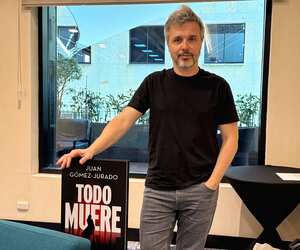 El escritor lanzó el último libro de la saga de thriller más famosa de la lengua española, la cual no contiene sipnósis para no dar detalles a los lectores de lo que encontrarán en la historia.