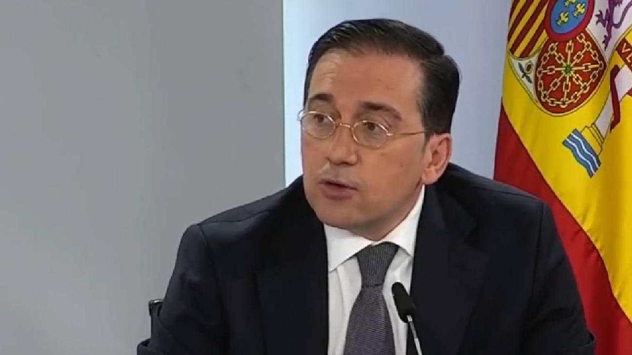 José Manuel Albares, ministro de Exteriores de España, confirmó el vuelo de los recién liberados.