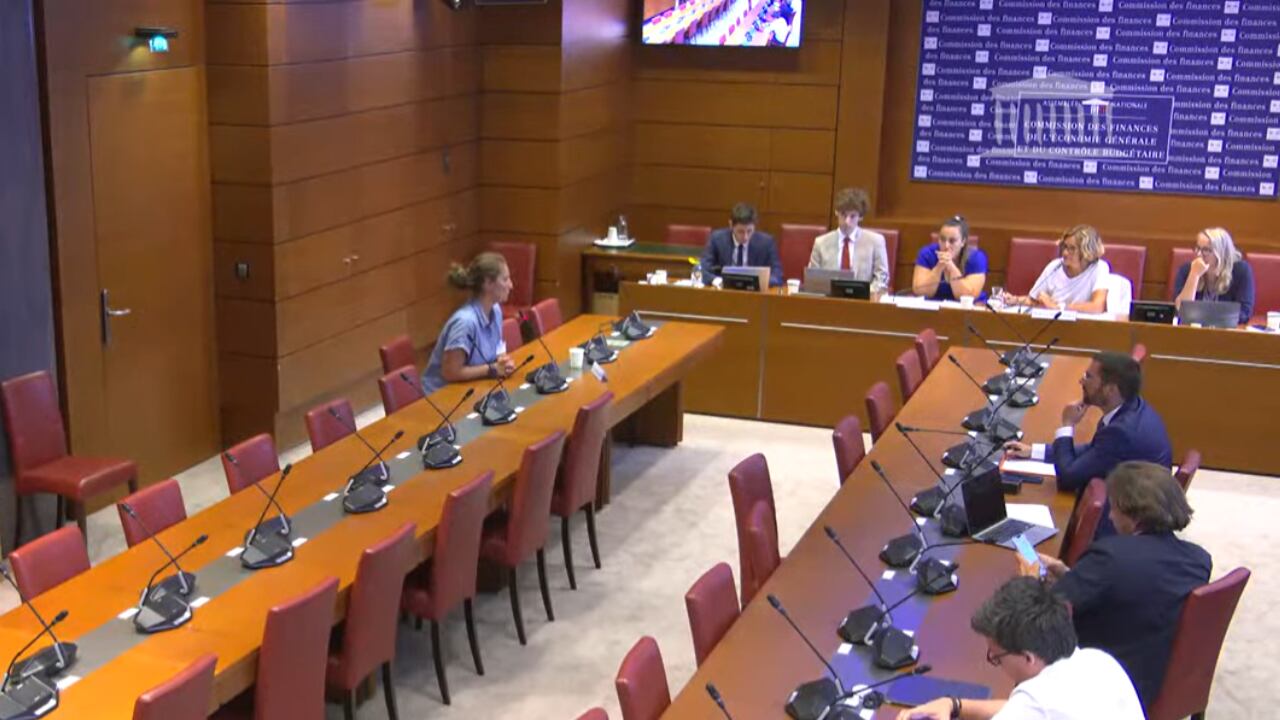 Angélique Cauchy relatando los momentos cuando fue abusada por su entrenador.