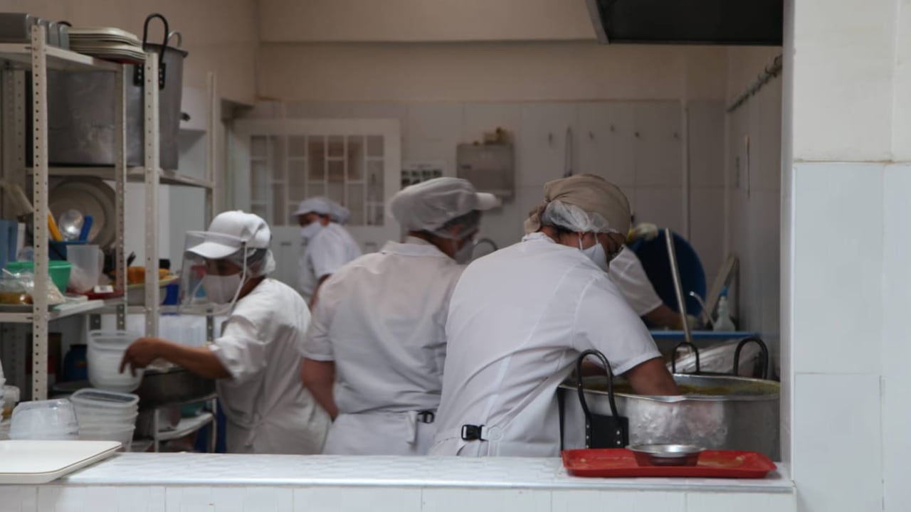 En lo corrido de este 2022, se evidenció desabastecimiento en el suministro de pollo de manera sistemática en los jardines infantiles a cargo de la Secretaría de Integración Social. Imagen de referencia.