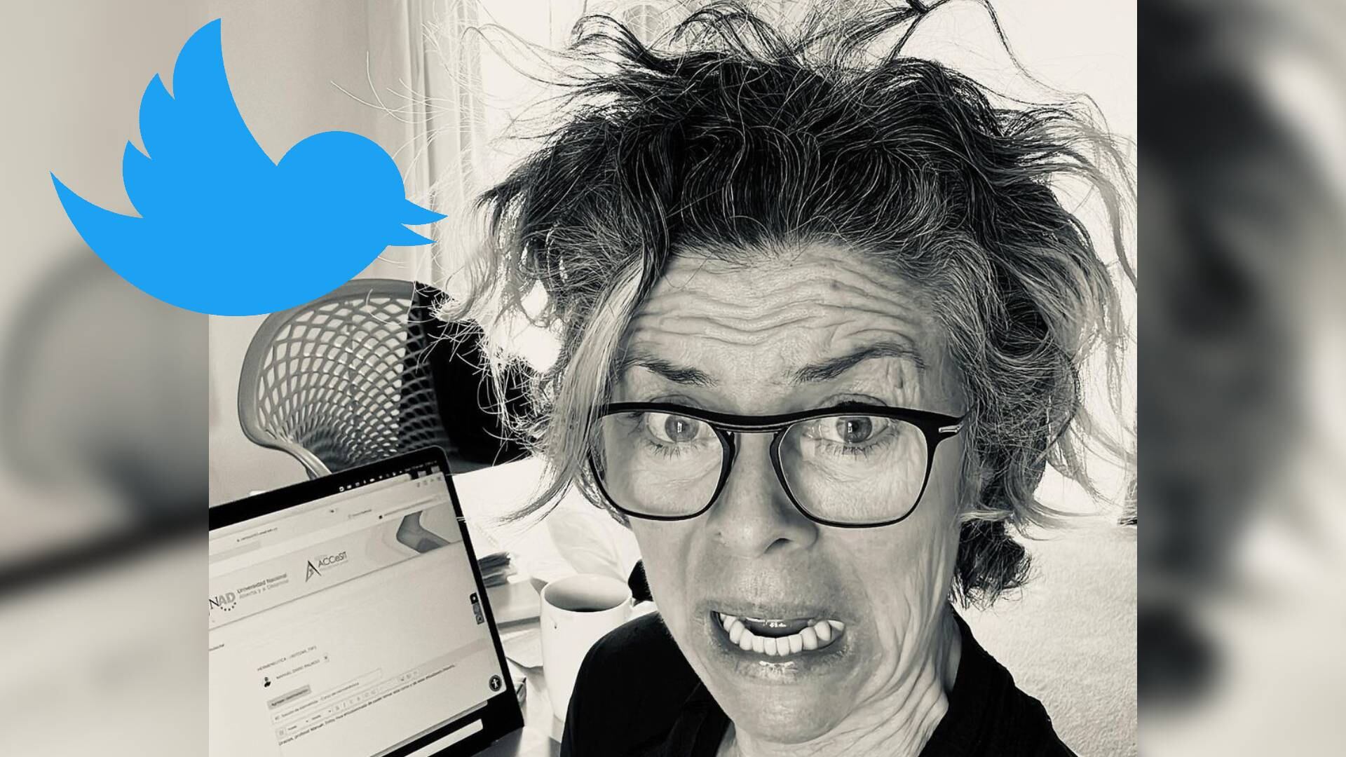 Margarita Rosa de Francisco ha sido una de las artistas más activas en Twitter. Es una acérrima defensora del gobierno del presidente Gustavo Petro.