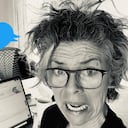 Margarita Rosa de Francisco ha sido una de las artistas más activas en Twitter. Es una acérrima defensora del gobierno del presidente Gustavo Petro.