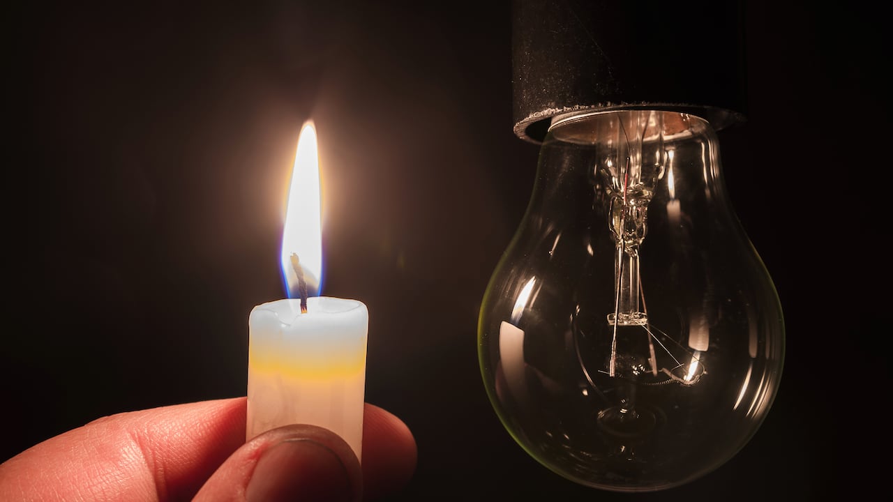 La empresa encargada de prestar el servicio realiza cortes diarios para efectuar labores de mantenimiento.