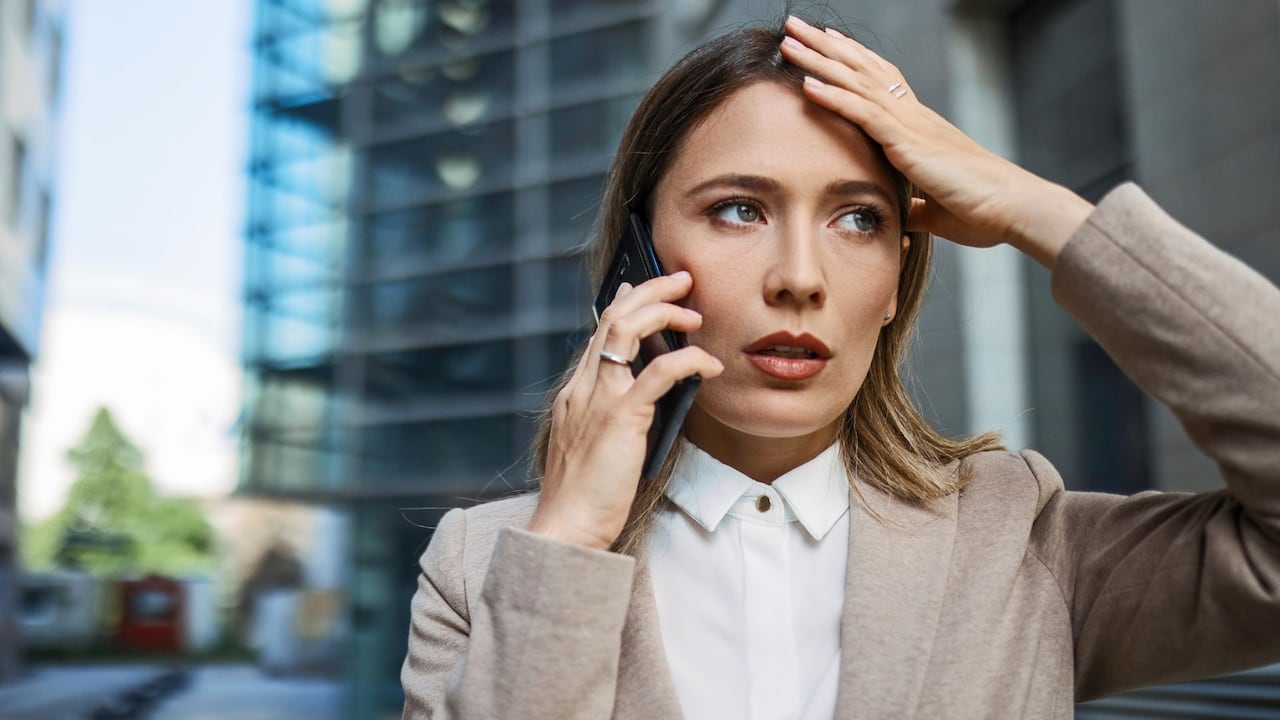 Las llamadas telefónicas son una de las estrategias más utilizadas por los delincuentes para cometer fraudes.