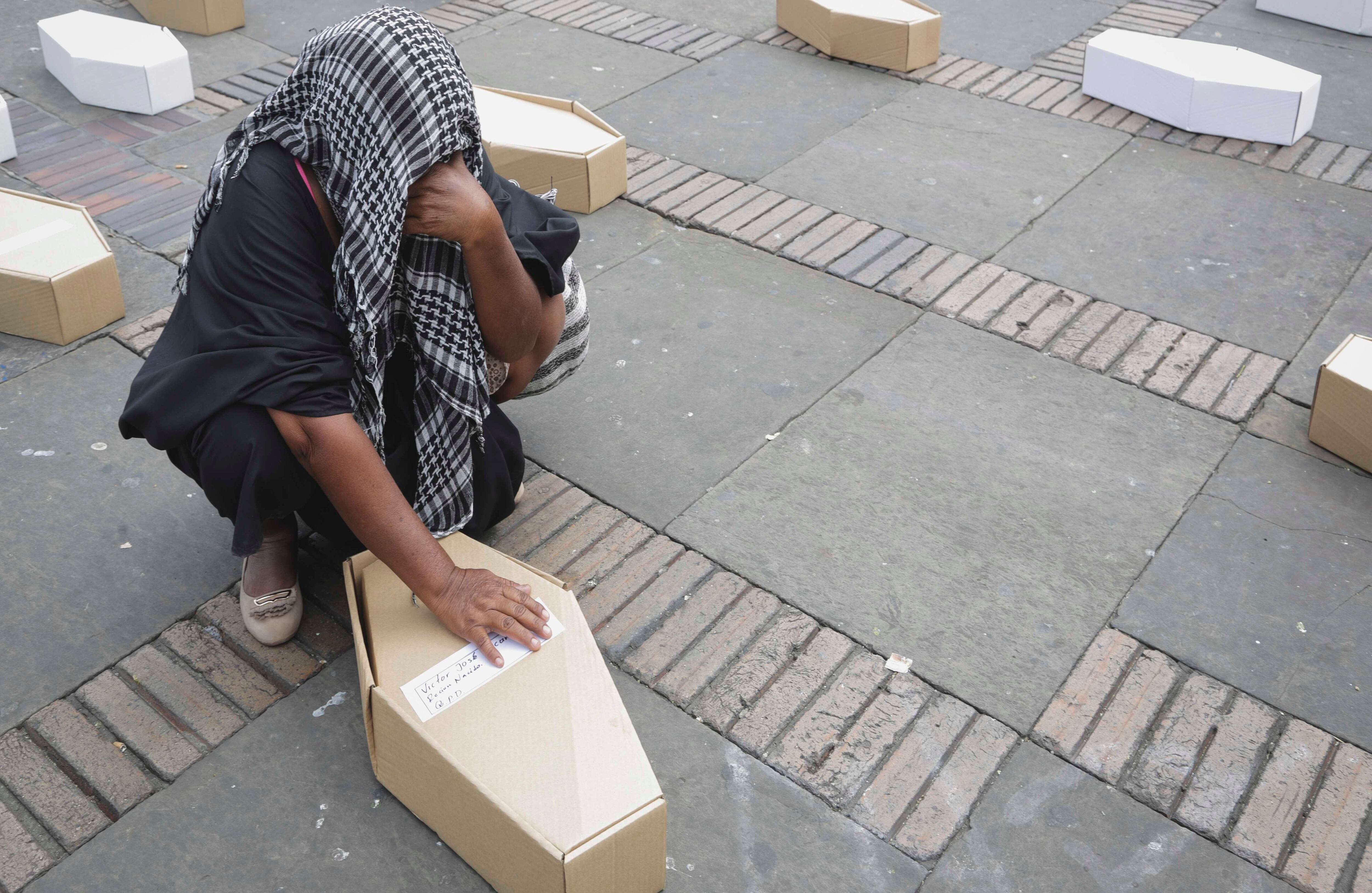 Wayuú llora la muerte de su hijo. Fotografía: Ana Vallejo / SEMANA