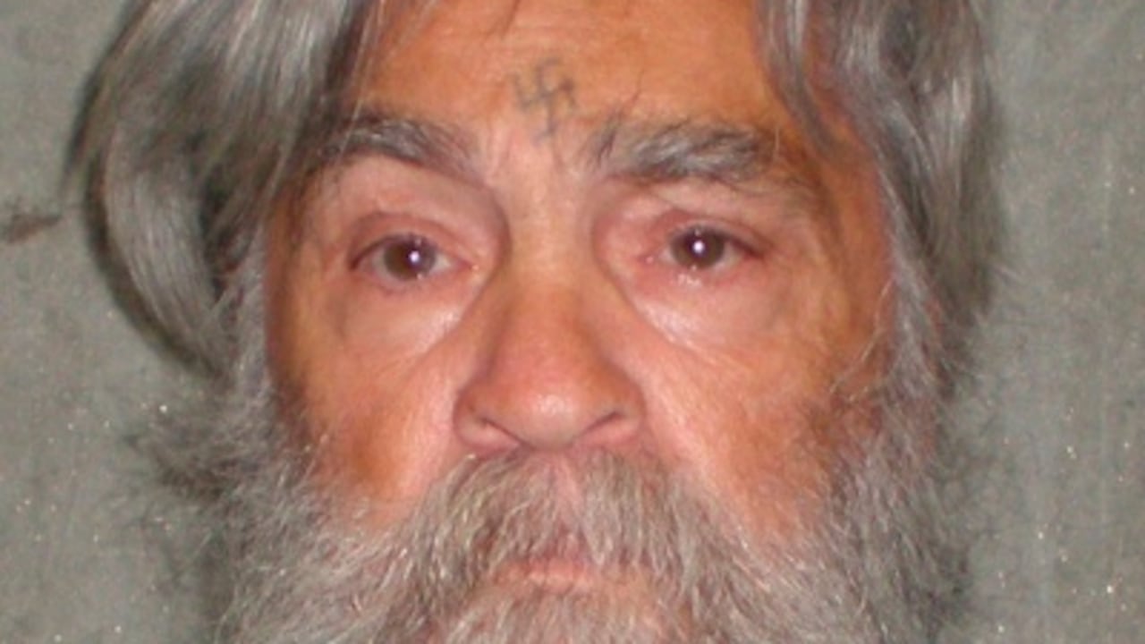 Manson no tiene derecho a solicitar libertad condicional en los próximos 15 años.