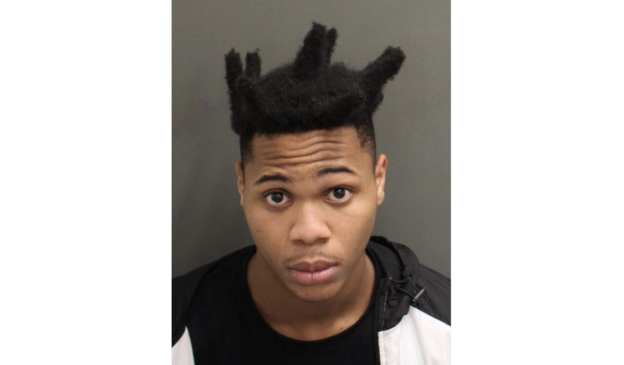 Él es Keith Melvin Moses de 19 años y capturado por la policía de Estados Unidos