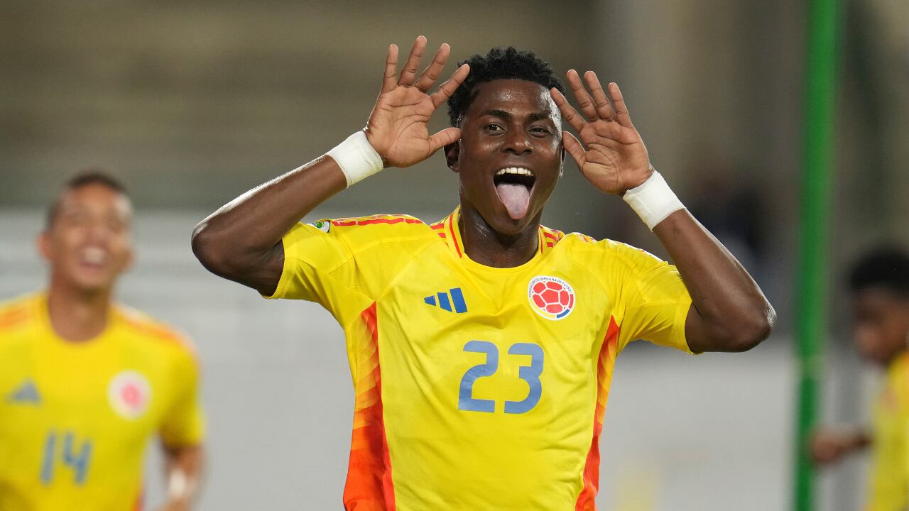 Néiser Villareal con los colores de la Selección Colombia.