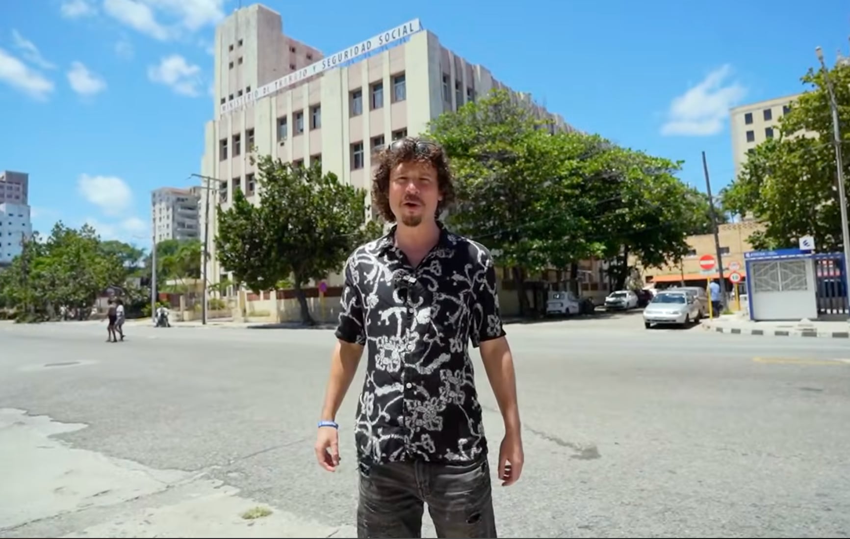 El mexicano recorrió las principales calles de la Habana