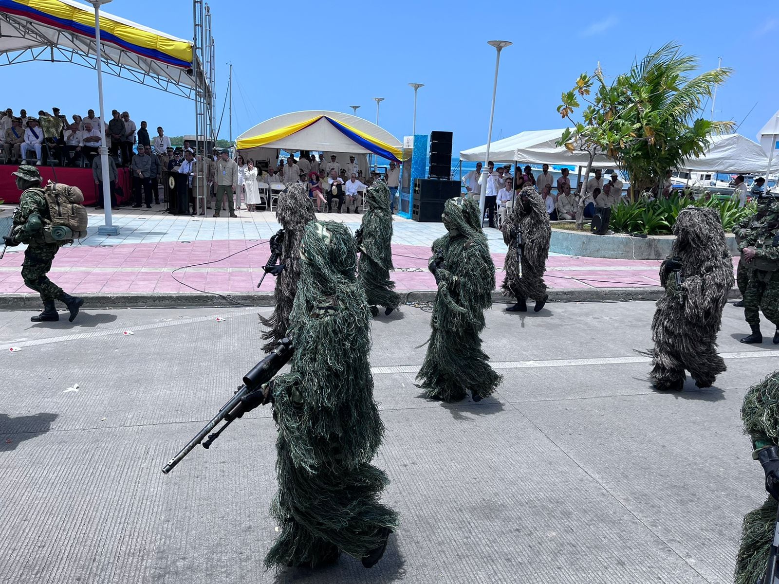 Desfile 20 de julio en San Andres