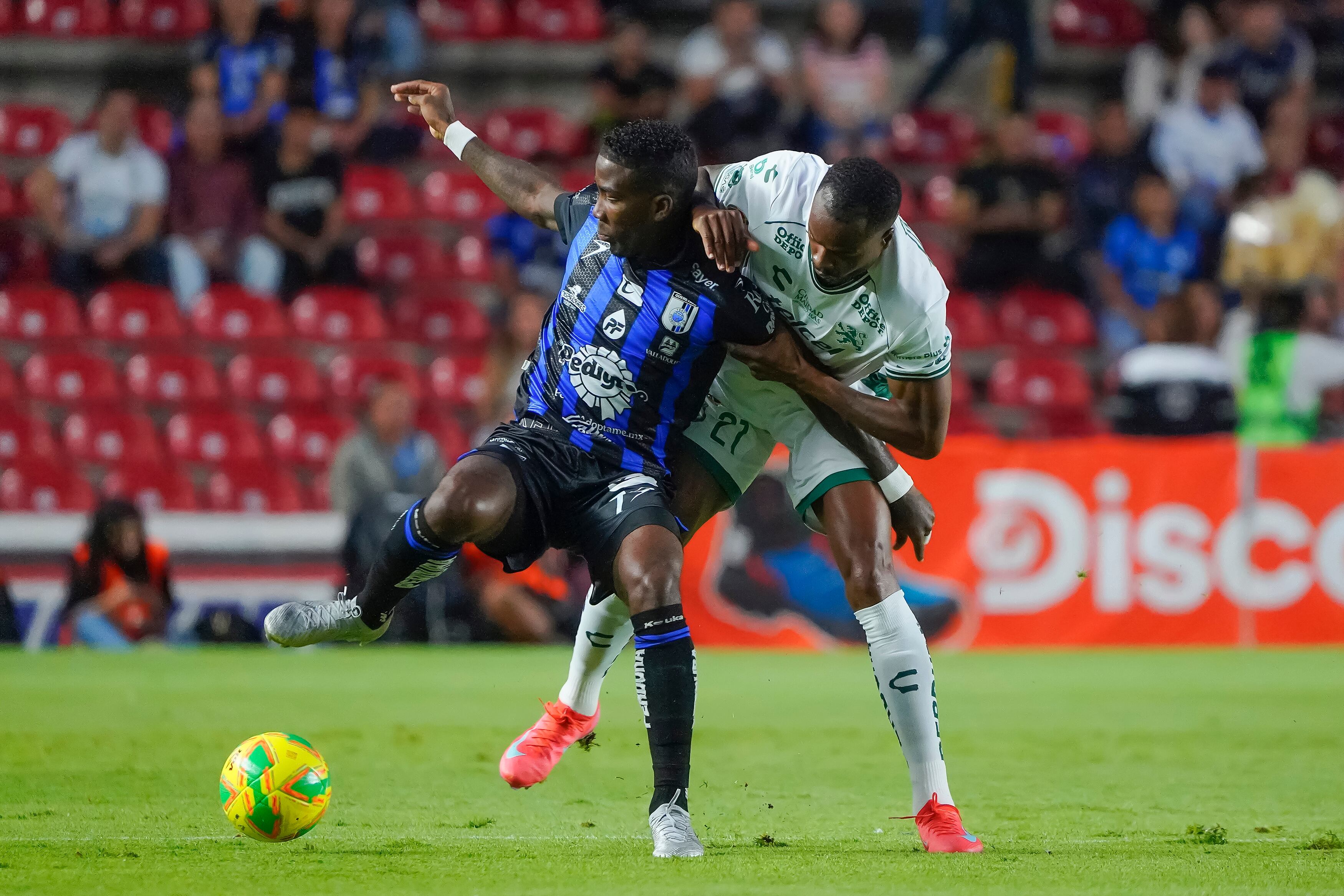 Empate final entre Querétaro y León de James Rodríguez.