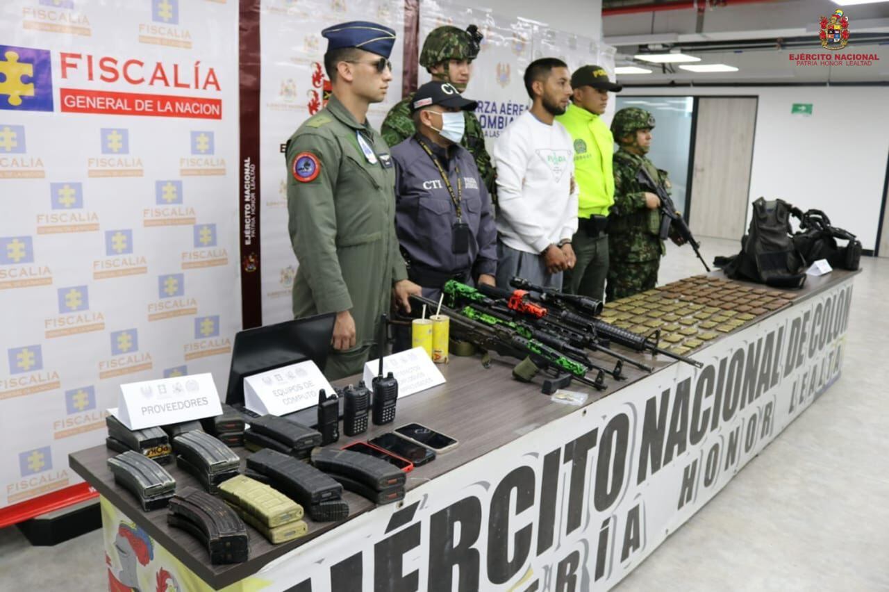 Este sujeto es conocido con el alias James o el Loco.