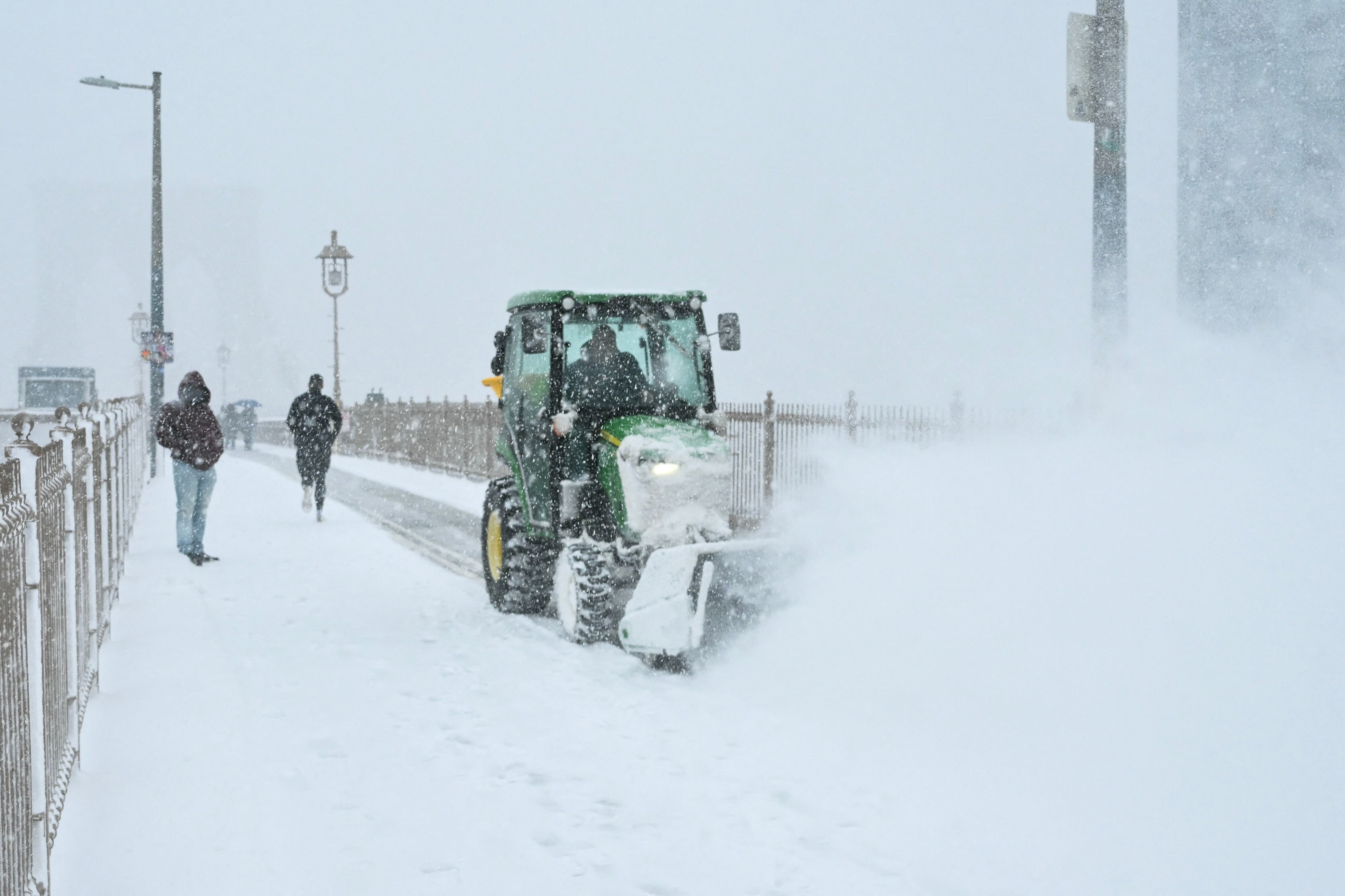 El 24 de enero, una enorme tormenta invernal azotó Estados Unidos hacia el noreste, dejando nieve y lluvia helada desde Nuevo México hasta Carolina del Norte.