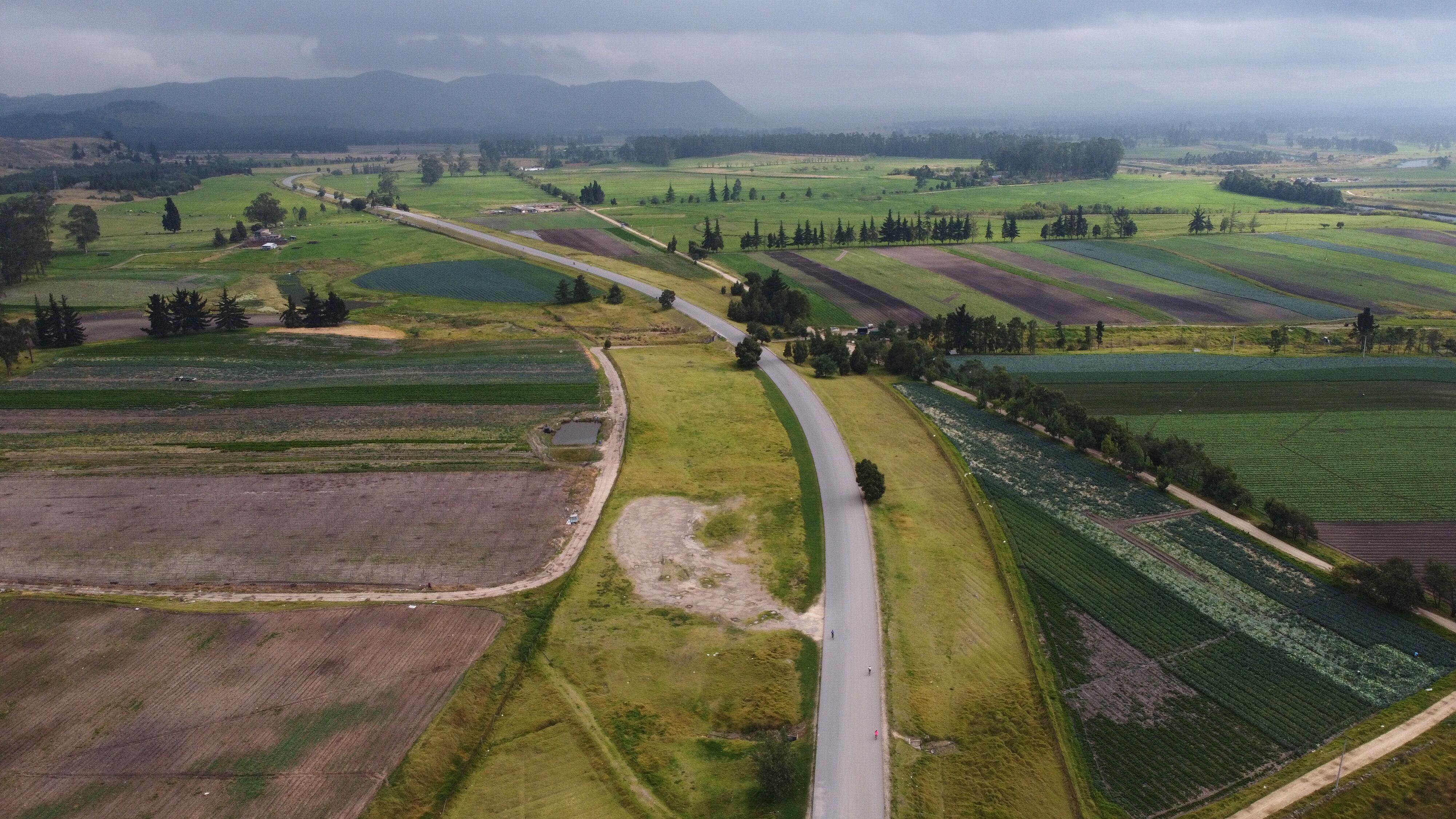 Avenida Longitudinal de Occidente  la ALO
tramo Sur:
Chusacá, Canoas,  Río Bogotá en operación 
octubre 6 del 2021
Foto Guillermo Torres Reina / Semana