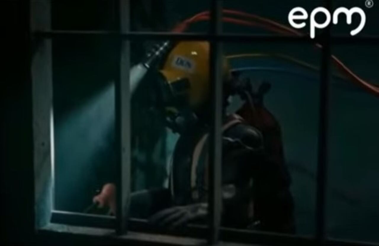 Trabajo subacuático en Hidroituango