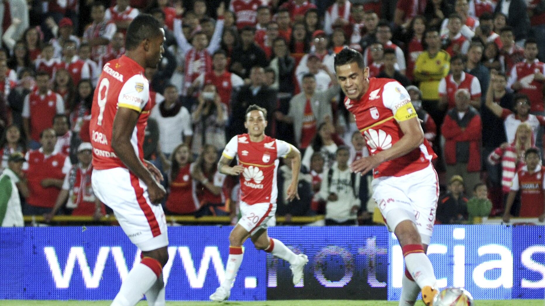 Miguel Borja, Yulián Anchico y Luis Manuel Seijas, exjugadores de Santa Fe