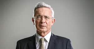 ÁLVARO URIBE